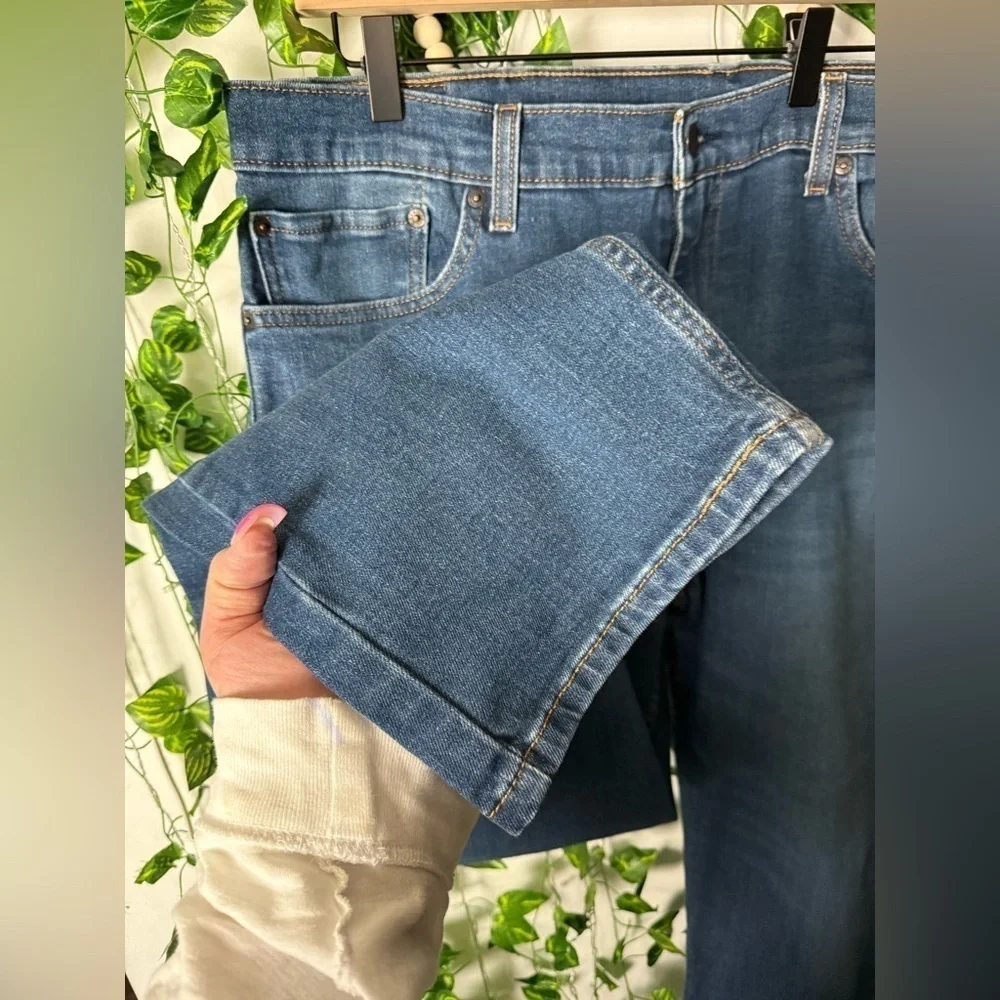 Levi's Blue 505 Relaxed Jeans